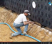 montage d'une piscine Mondial Piscine